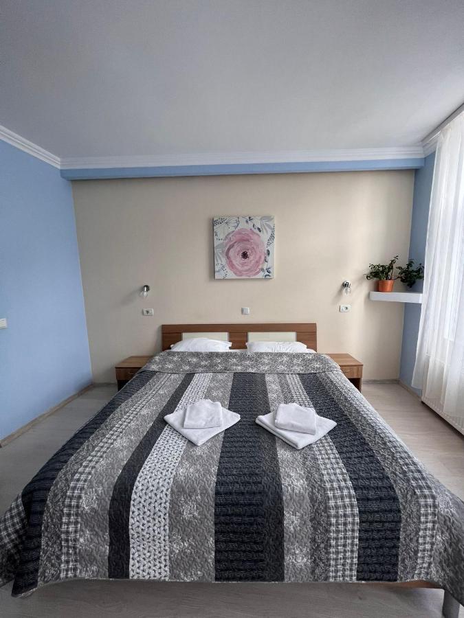 Pension Old City Брашов Экстерьер фото